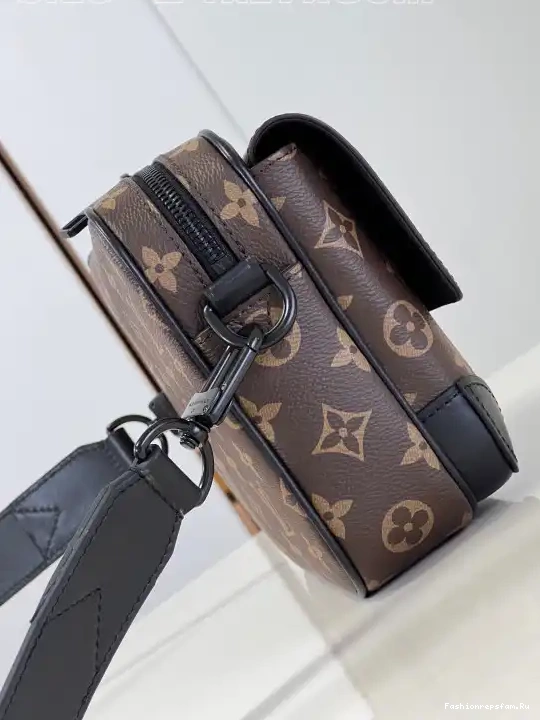 FS CHEAP LOUIS VUITTON Wearable Wallet-23.5*17*6CM Steamer 0604